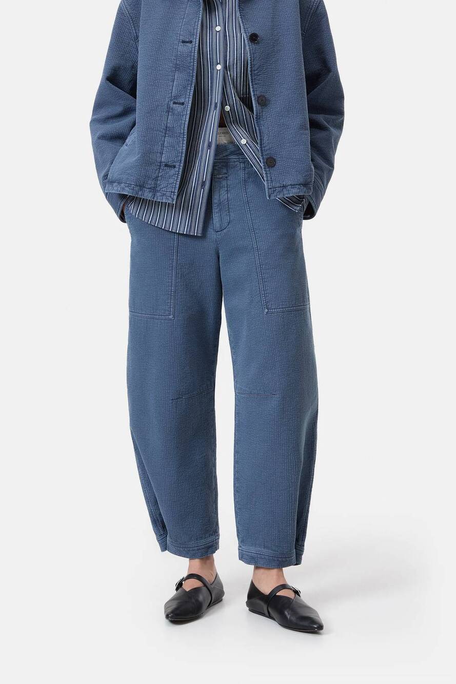 NEW CLOSED rhannon barrel pants in eclipse blue
